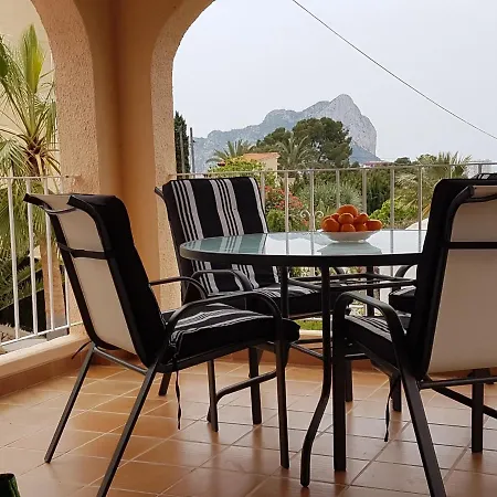 Elvira Villa
